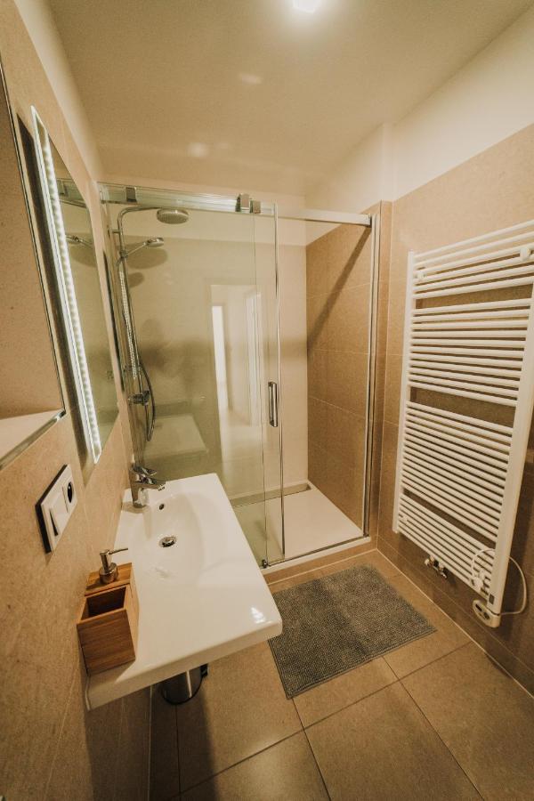 New Equipped Apartment In The City Center بلزن المظهر الخارجي الصورة